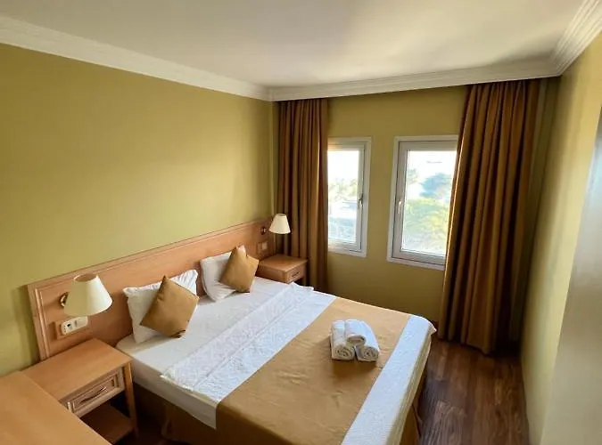 Exen By Weekend Hotel 3*