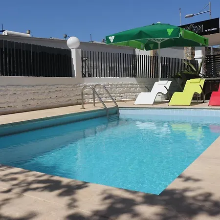 Hotel Exen By Weekend 3*