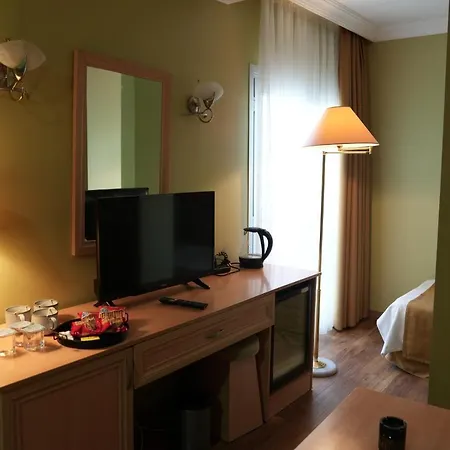 Hotel Exen By Weekend 3*