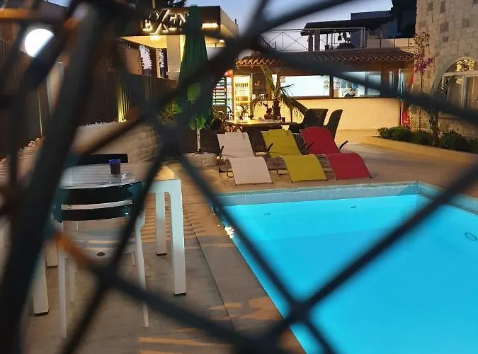 Hotel Exen By Weekend 3*