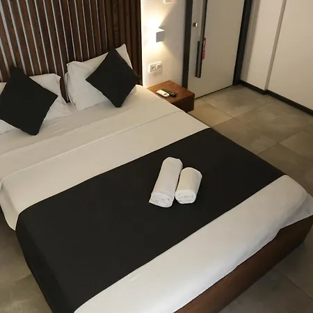 Exen By Weekend Hotel 3*