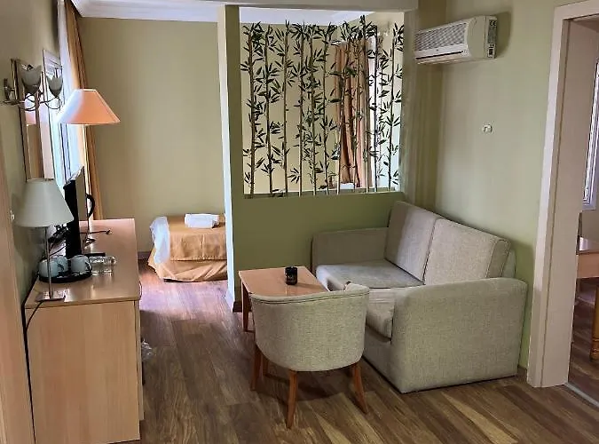 Hotel Exen By Weekend 3*